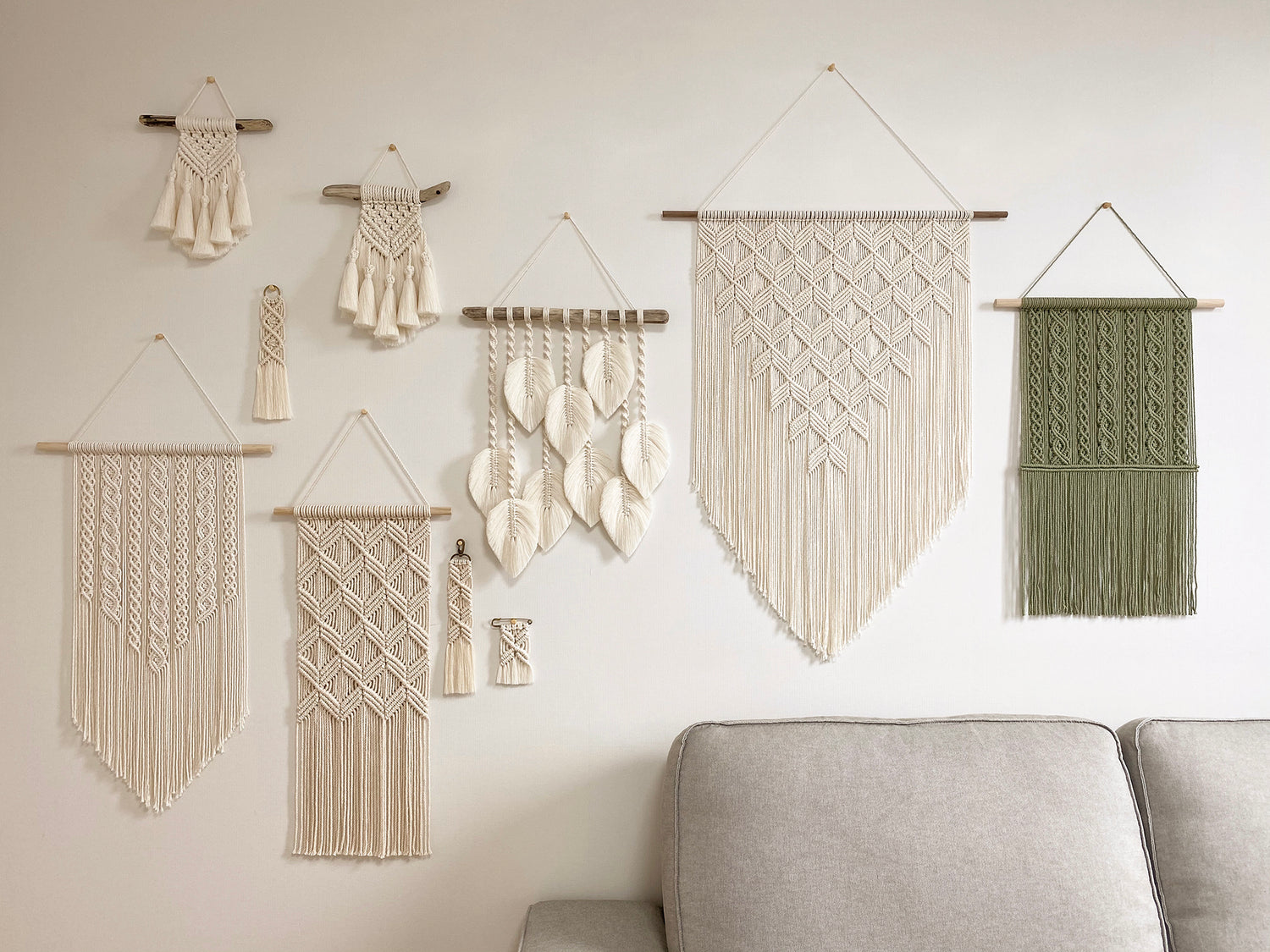 LETBE-DIY-MACRAME-WORKS-wallhanging-accessories-on-the-wall